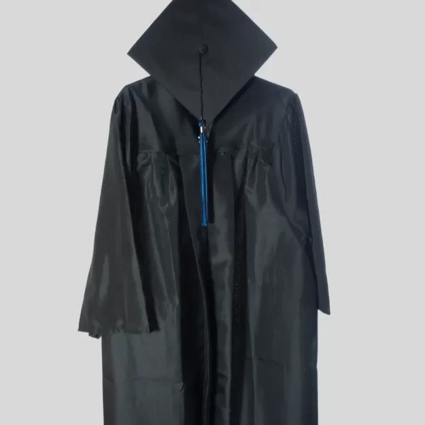 graduation gown dubai